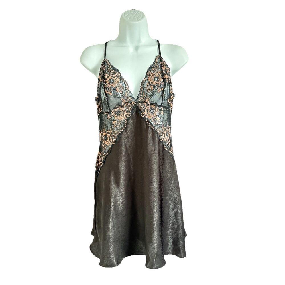 IN BLOOM  By Jonquil Black Satin Chemise Nightgown Pink Floral Lace Medium